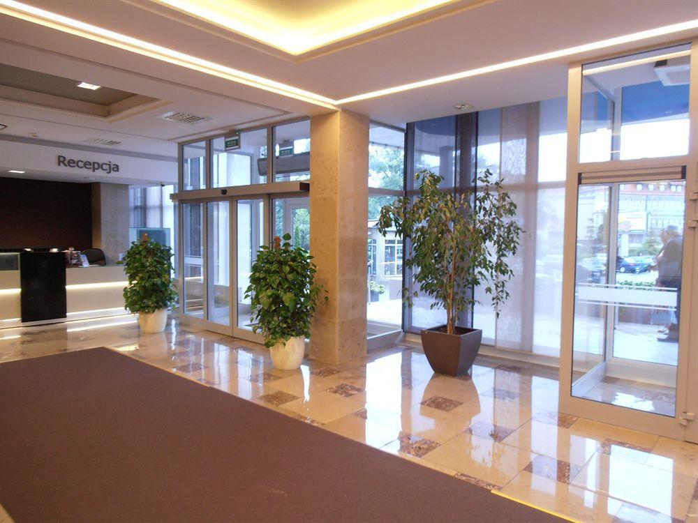 Ikar Hotel