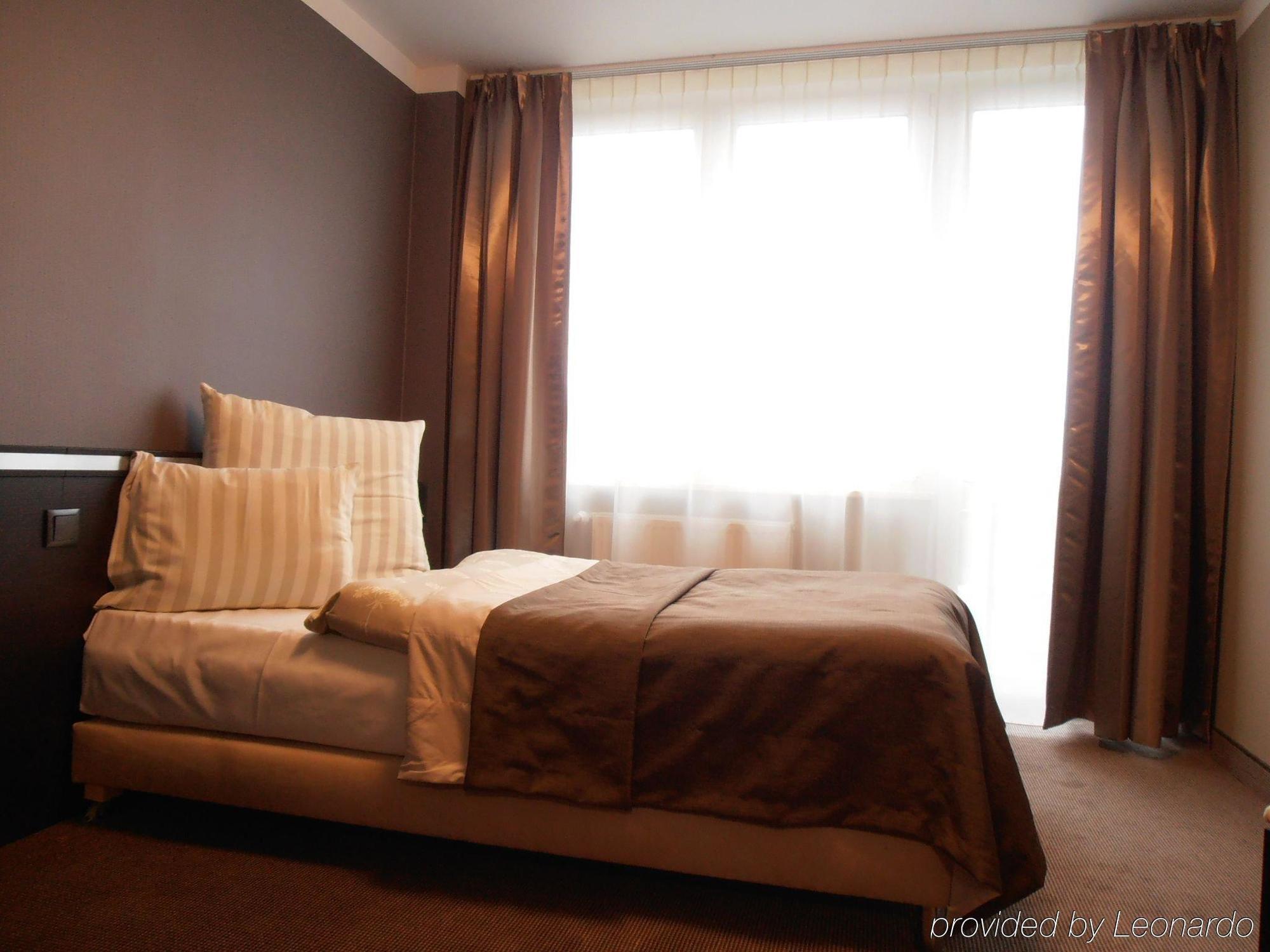 Ikar Hotel
