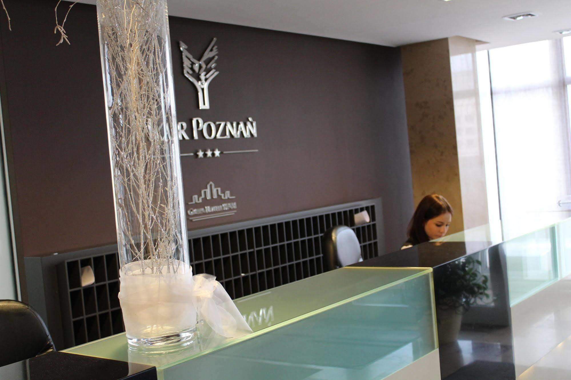 Hotel Ikar 3*
